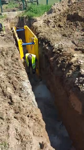 Izvođenje radova na izgradnji kanalizacione mreže u naselju Prhovo