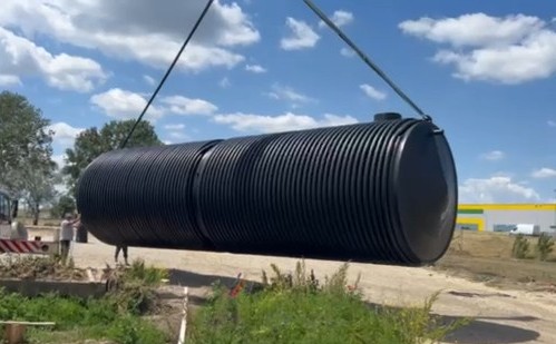 Radovi na izgradnji šaht postrojenja za povećanje pritiska vodovodne i hidrantske mreže fekalne i atmosferske kanalizacije na punktu za održavanje puteva Krnješevci